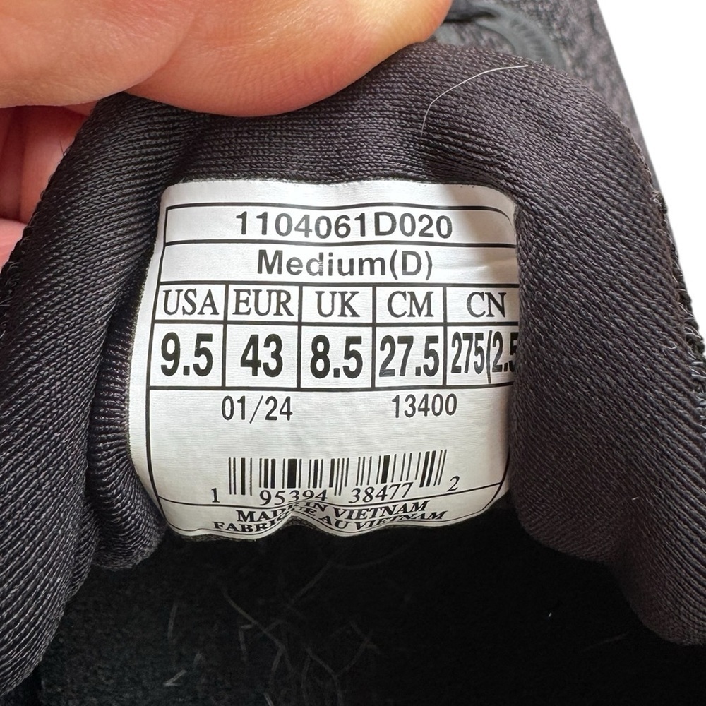 Brooks Men’s Athletic Shoes - Picture 6 of 7